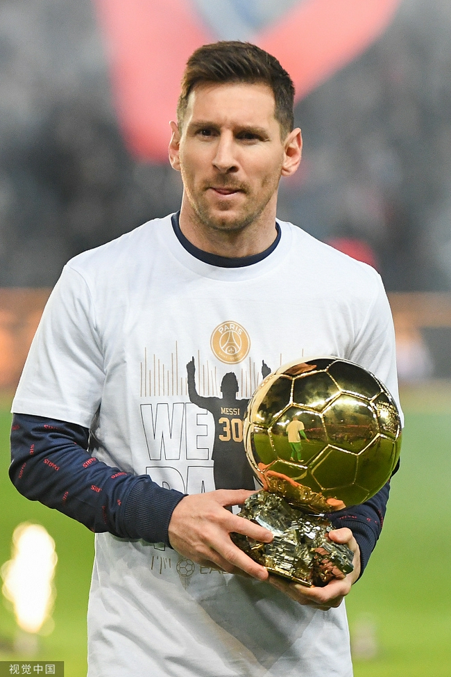 云南玉昆官方：与队长赵宇豪、中国香港球员徐宏杰完成续约