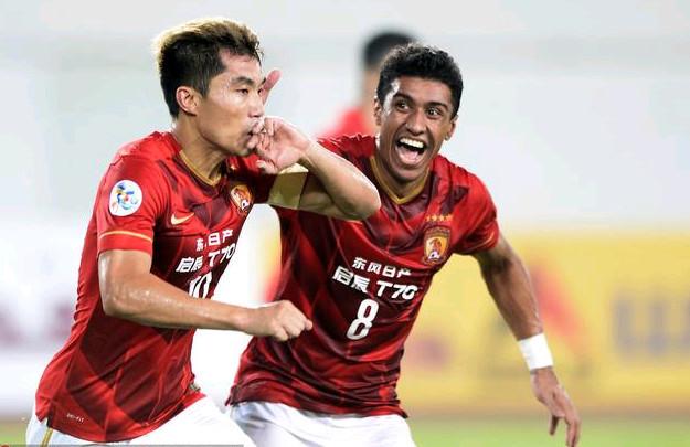 瓦伦西亚对阵塞维利亚：首发阵容与比赛前瞻