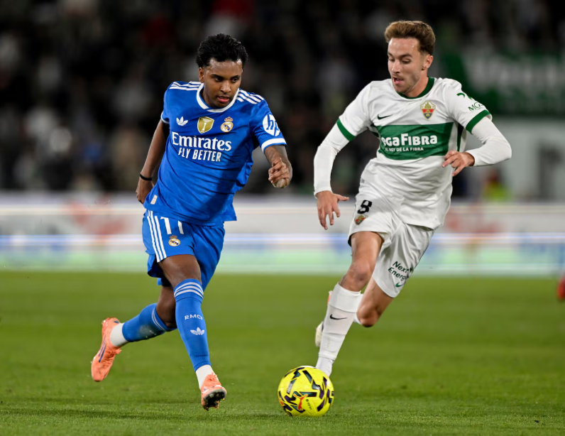 韩淼雨第十二届全国残疾人运动会举重赛场夺双金