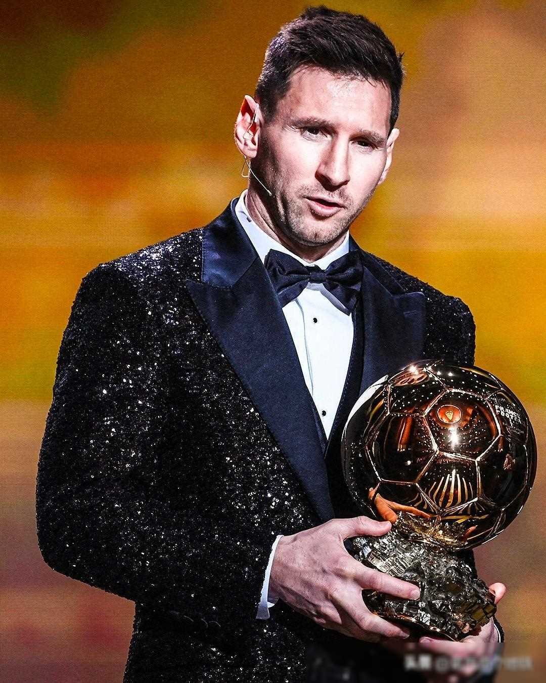 下半场还有机会吗？杨瀚森半场2中0得0分4犯规