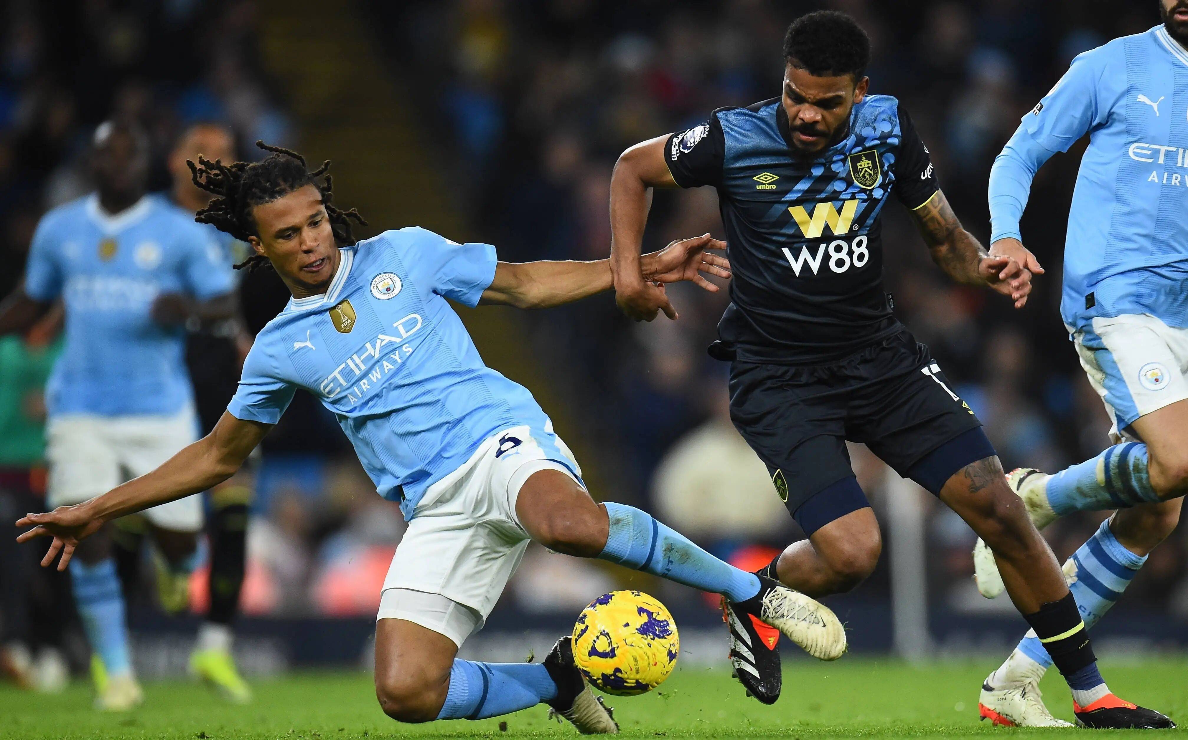 加克波伤缺数周基耶萨因病缺席，斯洛特回应球员状况