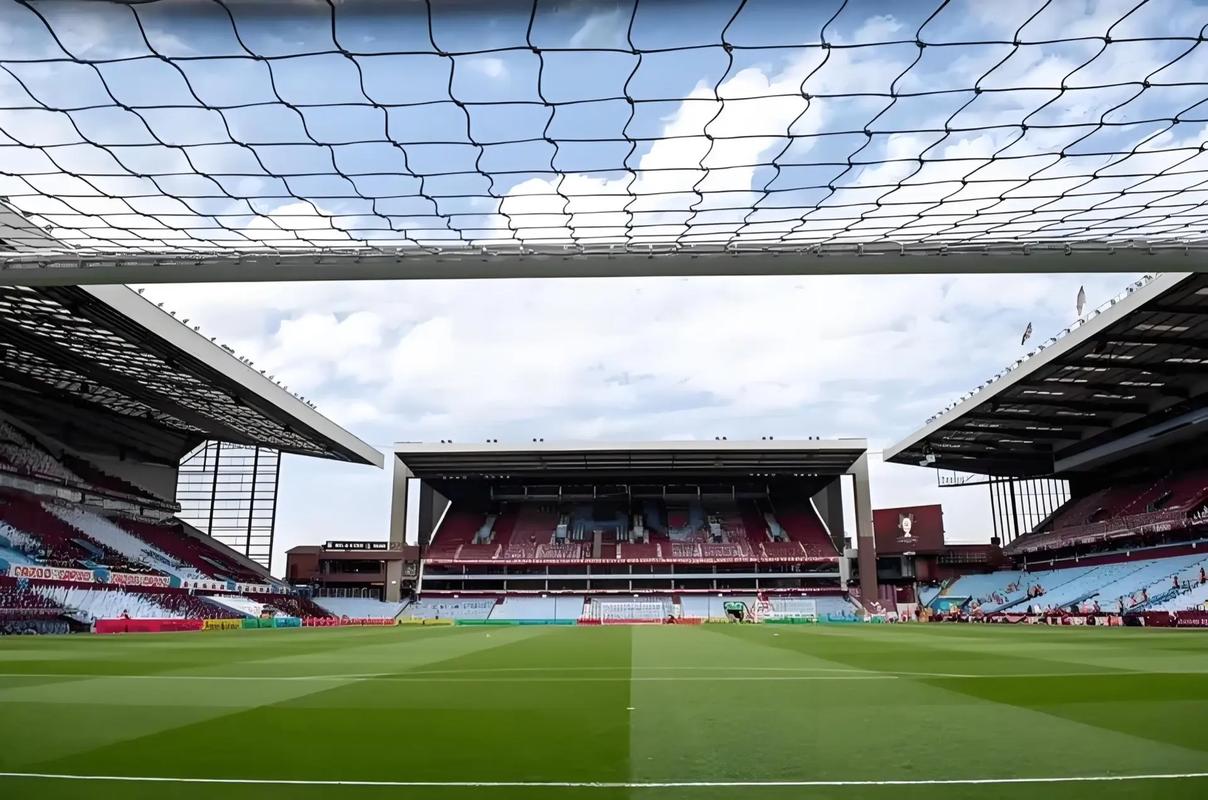 荷兰队攻势凌厉